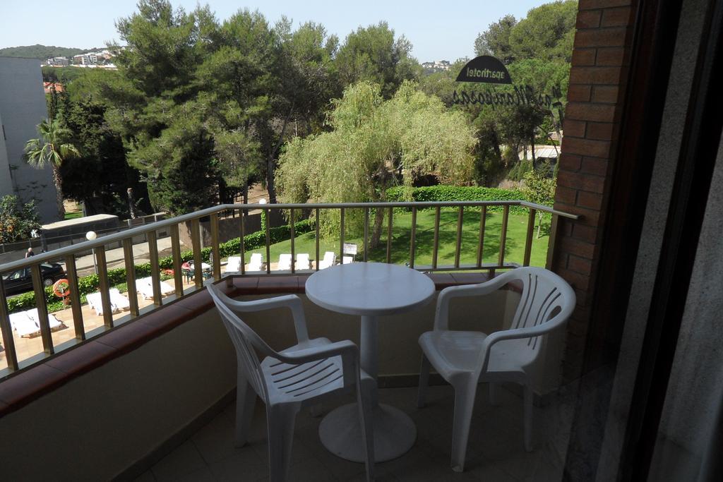 Aparthotel Las Mariposas Lloret de Mar Szoba fotó